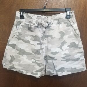 Philosophy Gray & White Linen Camouflage Shorts
